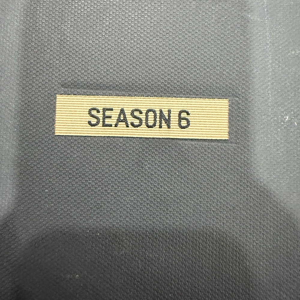 Season 6 Black and Tan Bag - Picture 2 of 12